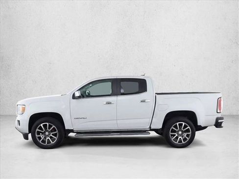 Used 2020 GMC Canyon Denali image 4