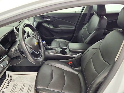 Used 2016 Chevrolet Volt Premier w/ Driver Confidence Package image 19