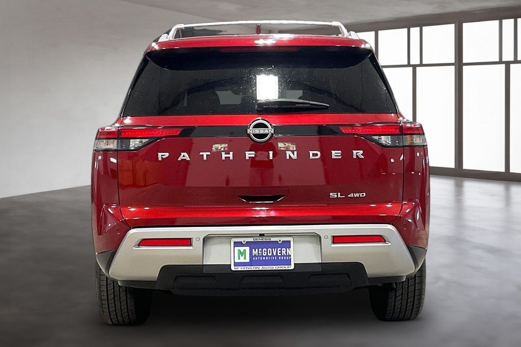 Used 2023 Nissan Pathfinder SL AWD/4WD image 6