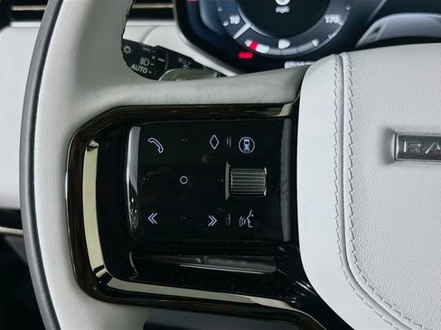 New 2026 Land Rover Range Rover Sport Dynamic SE AWD/4WD image 10