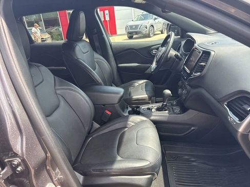 Used 2020 Jeep Cherokee High Altitude AWD/4WD image 22