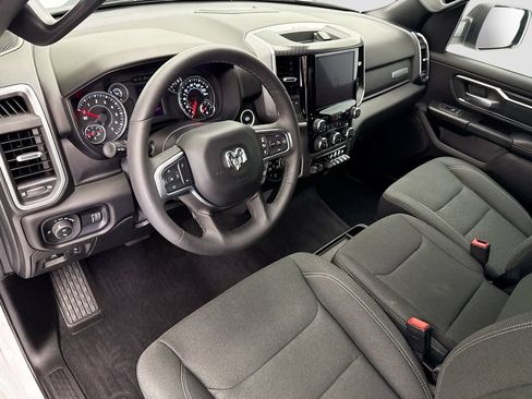 Used 2025 RAM 1500 Big Horn AWD/4WD image 9