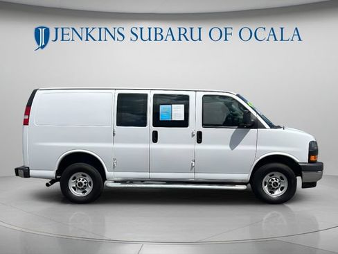 Used 2024 GMC Savana 2500 w/ Driver Convenience Package RWD image 2