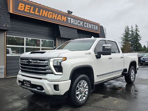 Used 2024 Chevrolet Silverado 3500 High Country w/ High Country Premium Package image 1