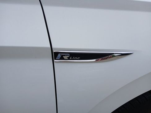 Used 2019 Volkswagen Jetta R-Line FWD image 6