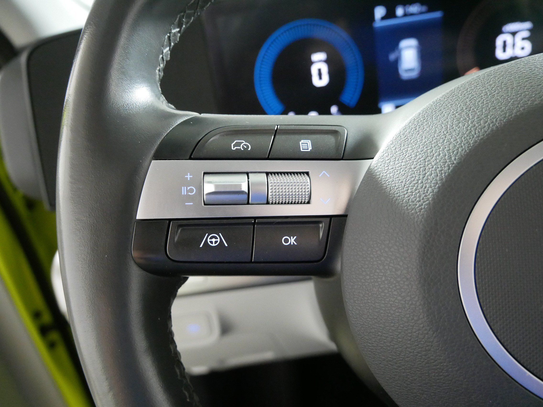 Used 2025 Hyundai Kona SEL AWD/4WD image 27