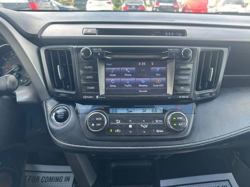 Used 2018 Toyota RAV4 XLE w/ Plus Extra Value Package AWD/4WD image 16