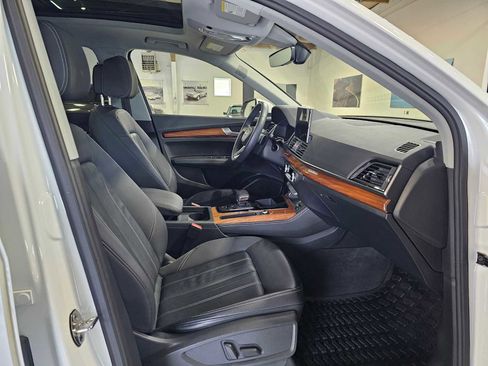 Used 2023 Audi Q5 2.0T Premium Plus w/ Premium Plus Package image 10