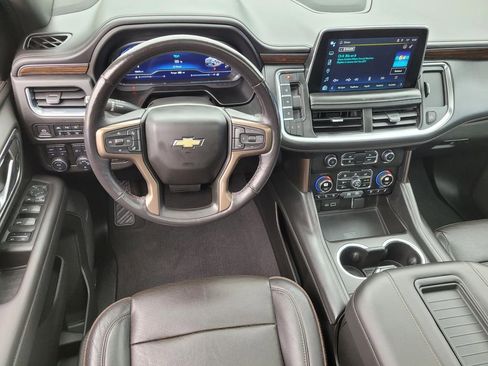 Used 2022 Chevrolet Tahoe High Country AWD/4WD image 14