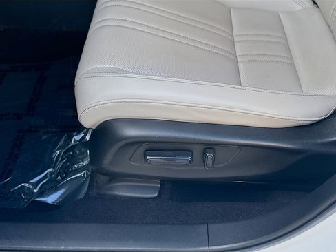 Certified 2023 Honda HR-V EX-L image 18