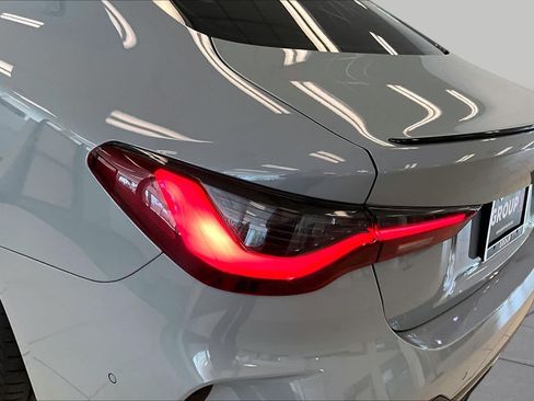 Used 2024 BMW M440i Coupe w/ Premium Package RWD image 26