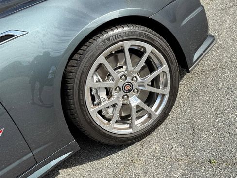 Used 2011 Cadillac CTS V w/ Wood Trim Package image 28