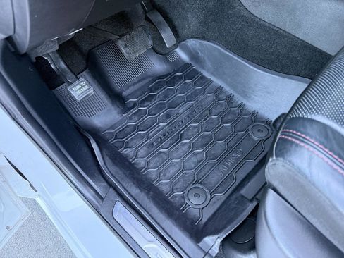 Used 2021 Dodge Durango R/T w/ Tow 'N Go Package image 19