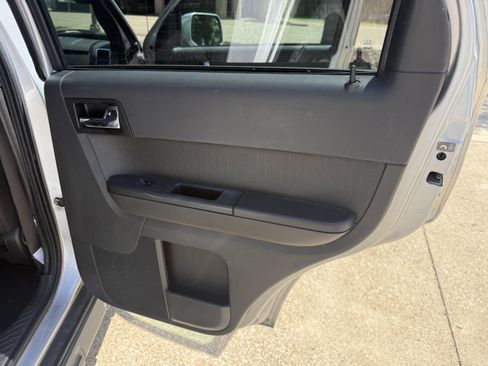 Used 2012 Ford Escape Limited AWD/4WD image 22