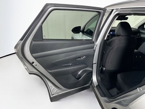 Used 2025 Hyundai Tucson SEL FWD image 25