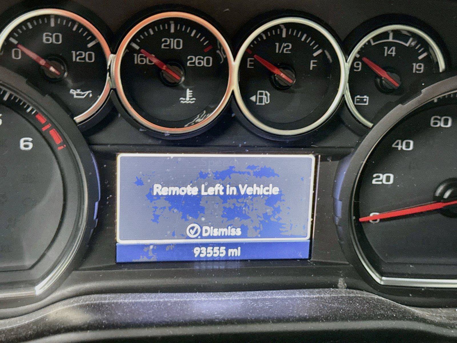Used 2021 Chevrolet Silverado 1500 LT AWD/4WD image 3