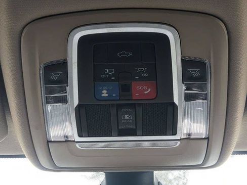 Certified 2022 RAM 2500 Laramie AWD/4WD image 23