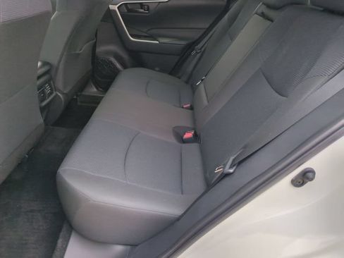 Used 2025 Toyota RAV4 LE AWD/4WD image 15