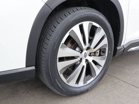 Used 2021 Subaru Ascent Limited w/ Technology Package image 8