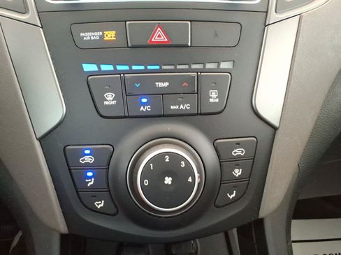 Used 2017 Hyundai Santa Fe Sport AWD/4WD image 22