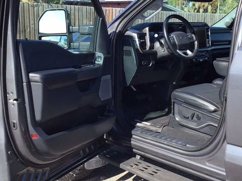 Certified 2023 Ford F250 Lariat w/ Tremor Off-Road Package image 22