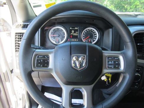 Used 2024 RAM 1500 Classic SLT image 19