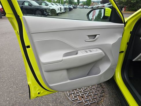 Used 2024 Hyundai Kona SEL FWD image 22