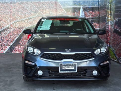 Used 2021 Kia Forte LXS image 3