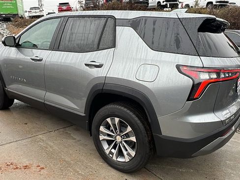 New 2026 Chevrolet Equinox LT image 7