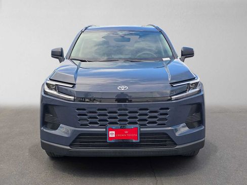 Used 2026 Toyota RAV4 LE FWD image 8