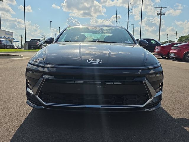 Used 2025 Hyundai Sonata SEL FWD image 8