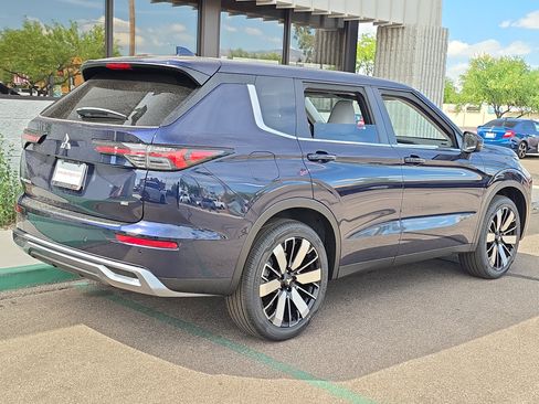 New 2026 Mitsubishi Outlander SE FWD image 7