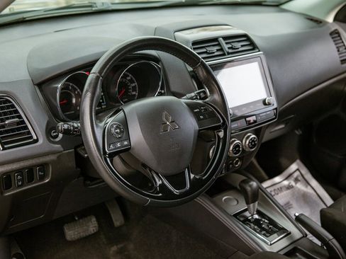 Used 2020 Mitsubishi Outlander Sport SE image 10