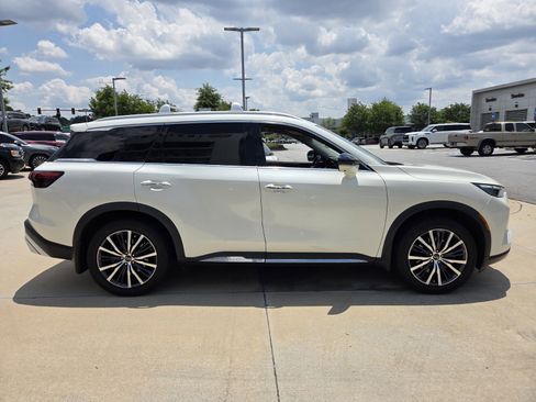 Used 2022 INFINITI QX60 Sensory w/ Vision Package FWD image 5