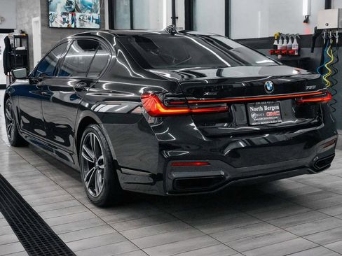 Used 2022 BMW 750i xDrive w/ Executive Package image 6
