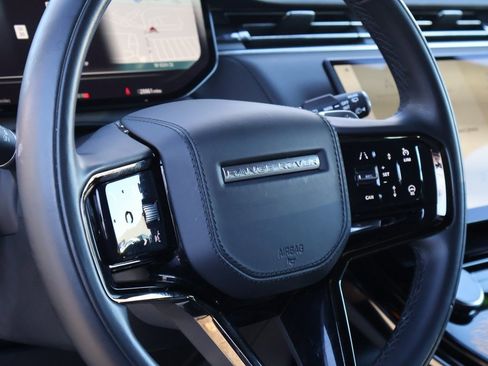 Used 2023 Land Rover Range Rover Sport SE Dynamic image 19