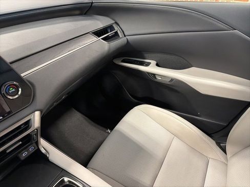 Used 2023 Lexus RX 350 Premium image 25
