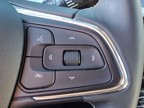 Used 2023 Buick Encore GX Select w/ Sport Touring Package image 30