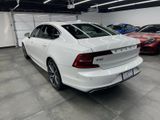 Used 2019 Volvo S90 T6 Momentum w/ Protection Package image 4