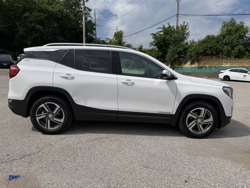 Used 2020 GMC Terrain SLT w/ Preferred Package FWD image 8