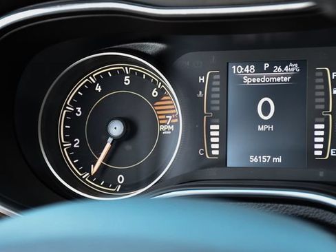 Used 2020 Jeep Cherokee Latitude Plus w/ Cold Weather Group AWD/4WD image 19