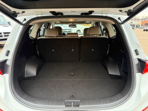 Used 2020 Hyundai Santa Fe Limited image 16