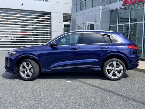 Used 2025 Audi Q5 Premium Plus AWD/4WD image 3