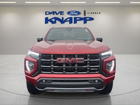 Used 2024 GMC Canyon AT4 w/ Technology Package image 3