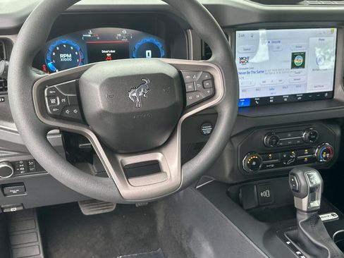 New 2026 Ford Bronco 2-Door AWD/4WD image 14