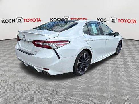 Used 2019 Toyota Camry XSE image 8