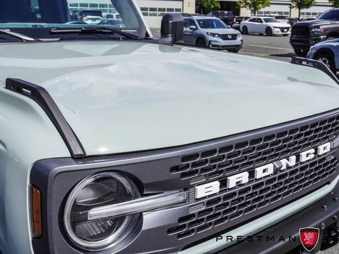 Used 2024 Ford Bronco Wildtrak AWD/4WD image 9