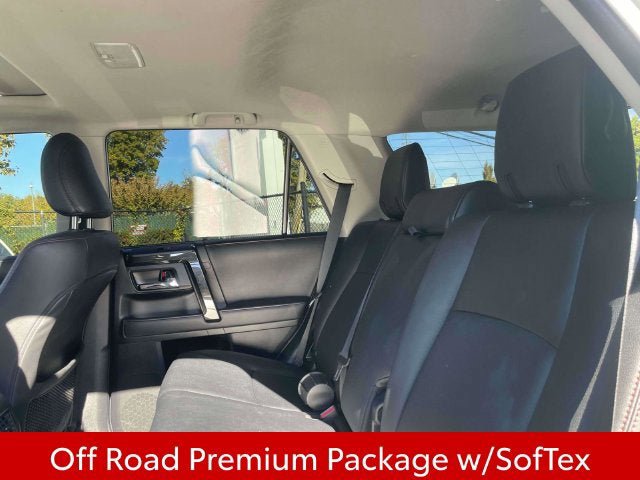 Certified 2022 Toyota 4Runner TRD Off-Road Premium w/ Moonroof Package AWD/4WD image 15