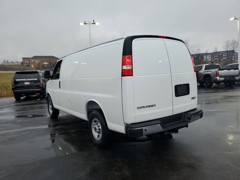 New 2025 GMC Savana 2500 w/ Driver Convenience Package RWD image 7