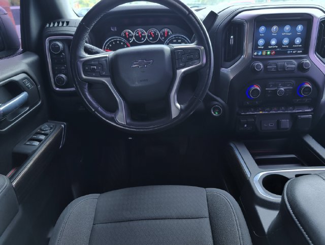 Used 2021 Chevrolet Silverado 1500 LT Trail Boss w/ Convenience Package II AWD/4WD image 3